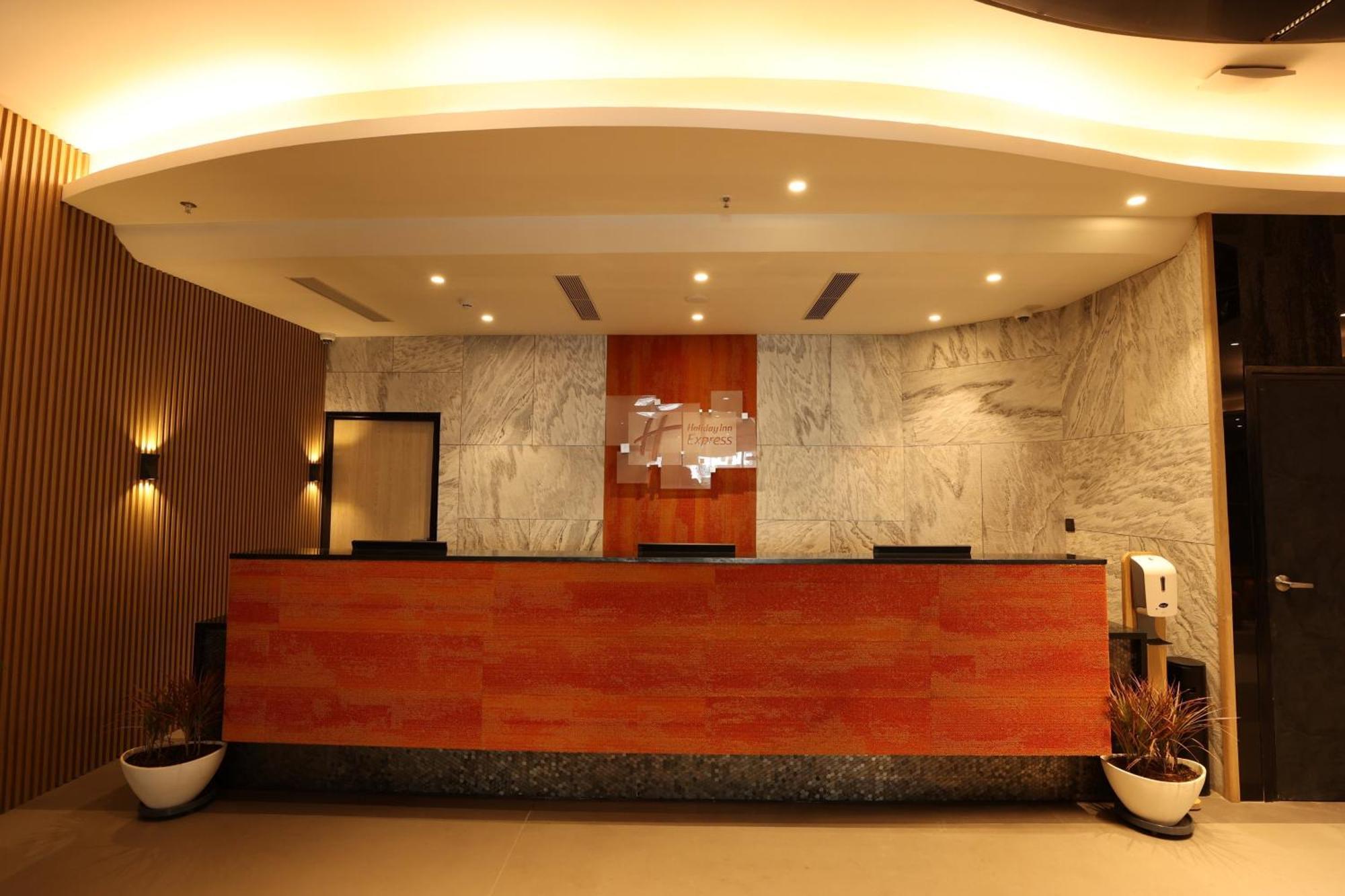 Holiday Inn Express & Suites Jaipur Gopalpura Luaran gambar