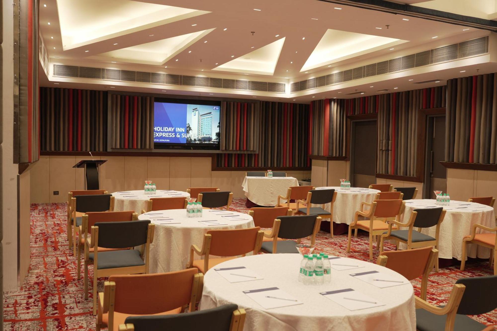 Holiday Inn Express & Suites Jaipur Gopalpura Luaran gambar
